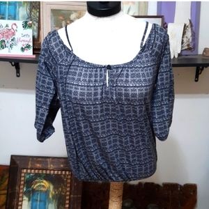 Womens Cold shoulder shirt blouse sz L NOBO